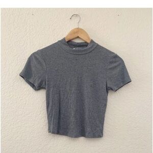 Destined Gray Mock Neck Crop Top Size Small